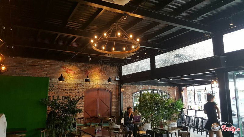 Uống matcha tại Nhật Minh Coffee