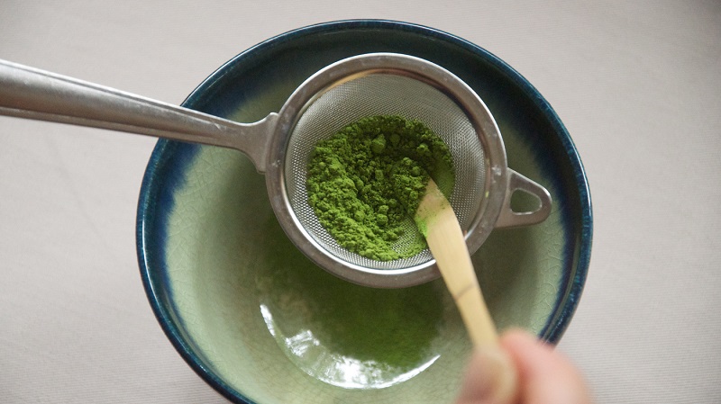 Cách làm bột trà xanh nguyên chất từ lá chè xanh ngay tại nhà