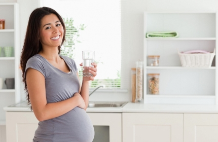 Công dụng bột trà xanh matcha đối với phụ nữ đang mang thai